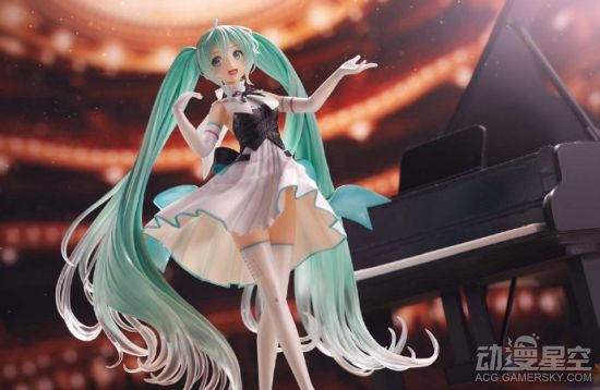 初音未来交响乐2019手办 美背长腿风情万种