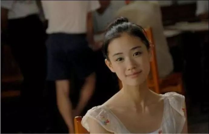 她们的美貌让人感觉高攀不起