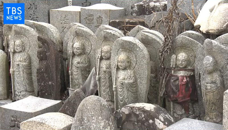 这样也行？日本寺庙专门帮忙「供奉墓碑」