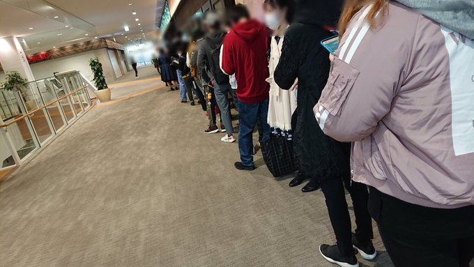 《鬼灭之刃》剧场版上映后的日本影院……